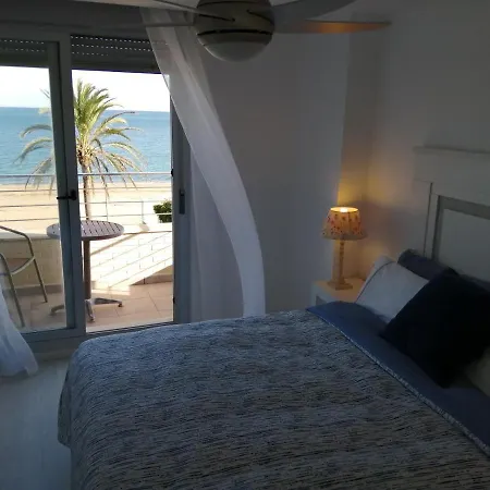 Un Paraiso ,en Primerisima Linea De Playa
